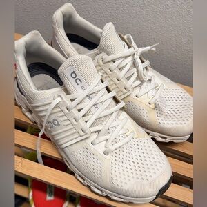 On Cloud cloud swift men’s sneakers 10.5